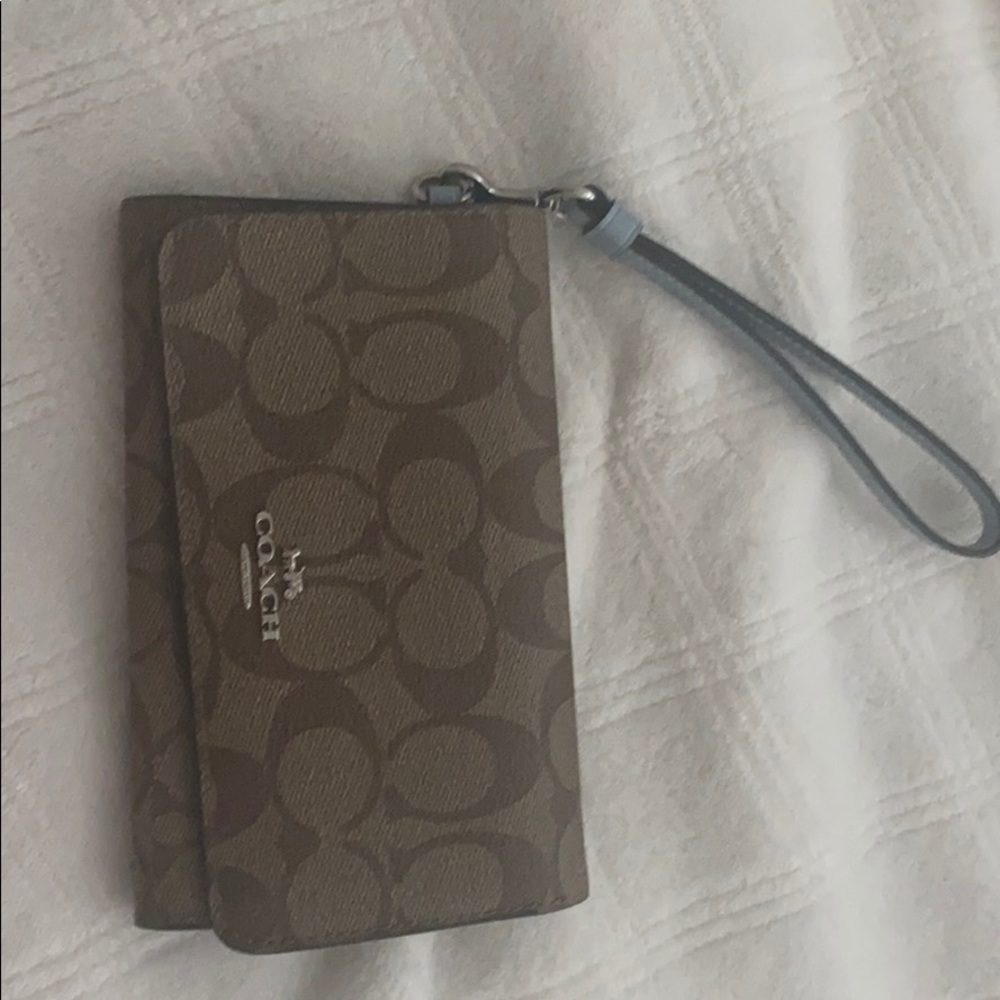 Coach wallet/small clutch